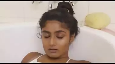 indian teen rhea bath tube masturbation 1