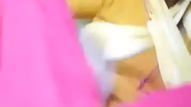 Desi village bhabi show her hot pussy