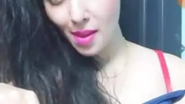Sunny Leone Ki Chut Se Pani Nikalne Wali Video Dikhao - Hot babe live tango show indian sex video