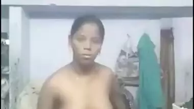 Tamil Bhabhi shows Boobs and Pussy