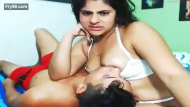 Chandrika Juicy Boobs Sucked