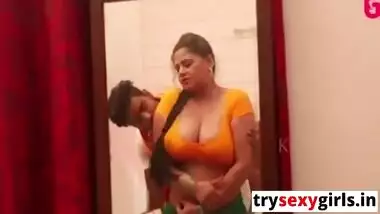 Ki Mari Moti Gand Ghar Bulakar - Savita Bhabhi