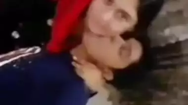 Pretty Bangla Girl Enjoying With Her Bf