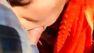 Desi college girl sucking dick outdoors indian sex video