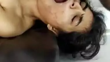 Beautiful girl mouth fucking indian sex video