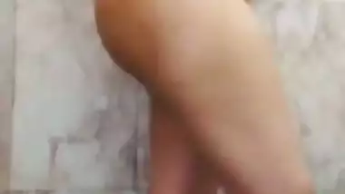 Hot Desi Girlfriend masturbating in bathroom Hindi