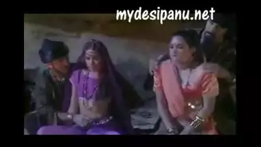 Indian girl fucked on desart MMS