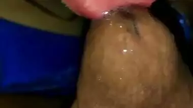 Village girl sucking lover cock