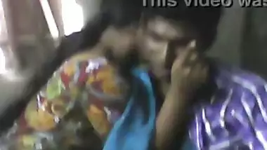 Sanileni Wwwwxxxx - Desi village couple hot kissing and fucking indian sex video