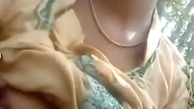 Today Exclusive- Super Hot Desi Village Girl Ridding Lover Dick