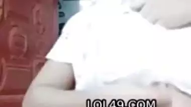 Nude fingering videos of horny desi girlfriend