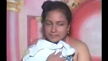 Mallu aunty masturbating on camera
