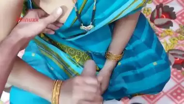 Attractive Desi bhabhi blows thick XXX dong and gets fucked hard