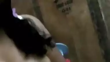 Tamil Girl Showing Her Boobs and Pussy