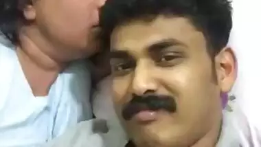 Nri Dubai Living Married Man Fucking His Wife & Dubai Aunty Part 4