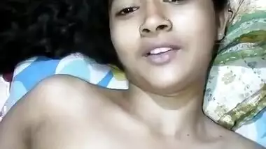 Nude Bengali married girl teasing MMS