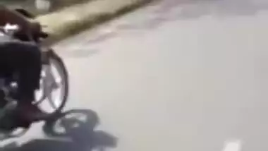 punjabi aunty giving jerking on bike