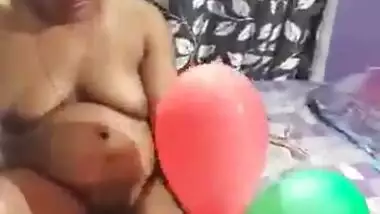 Homely wife nude MMS video goes live on the internet