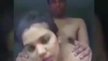 Hindustani desi girl ke sex ki choda chodi ashleel video