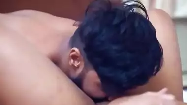 Desi Horny Aunty Using SErvent Part-2