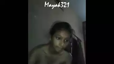 MEIN AAPNI FUDDI KO CHODA UNGLI SE DIKOO AUR MAZE LO