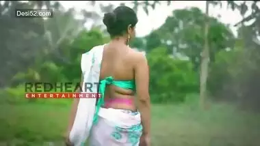 Desi boudi hot photoshoot