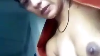Cute Desi Girls Showing Her Boobs And Pussy
