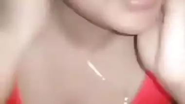 Lonely girlfriend desi fingering horny pussy