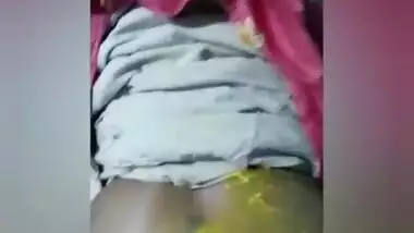 Sexy Gujarati Aunty Showing Ass After Playing Holi