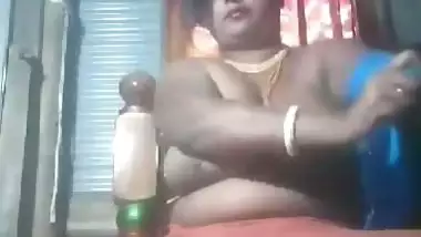 Bangla xxx video of a big boob milf masturbating