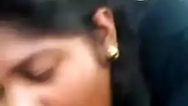 22 Tamil College Blowjob in Car 