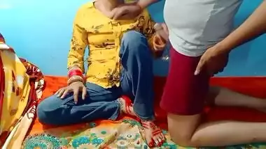 Indian Desi Village Bhabhi Ki Raat Me Chudayi - First Night