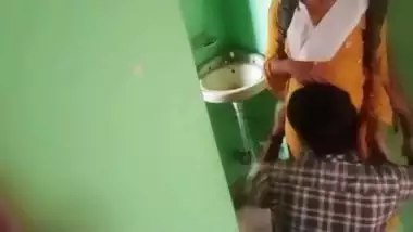 Indian School sex in Winter