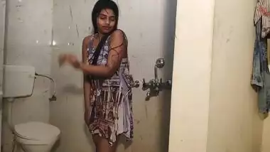 alia advani erotic shower 1