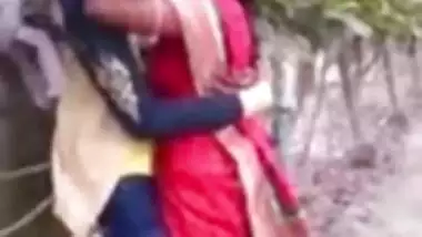 Old aunty kissing passionately with own nephew outdoor. Desi XXX mms sex