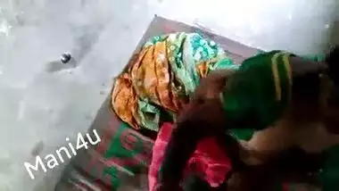 Tamil maid sucking dick of her house owner