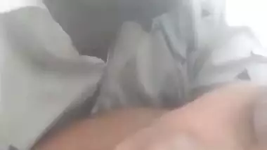 Bihari couple fucks in an open area in outdoor sex MMS