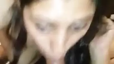 Cute Desi girl sucking cock