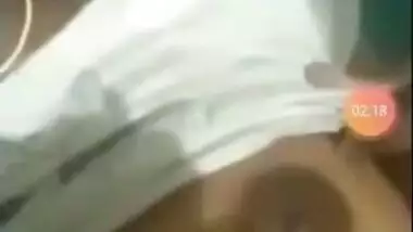 Desi Bhabi On Video Call 2 Clips