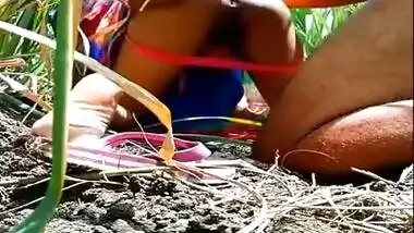 Field Fucking - Outdoor Sex Video