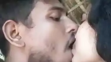 Desi lover hot kiss