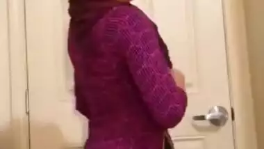 Horny GF from Karachi gets Naughty for her Indian Boyfriend