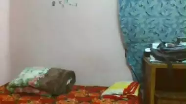 Ladki Ki Pahli Chudai - Pyari ladki ki pahli chudai indian sex videos on Xxxindiansporn.com