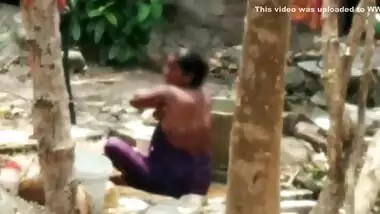 Indian Is Taking A Bath And Show Boobs And Big Ass