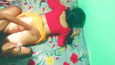 Bhabhi ko ulta kar ke gand ki malish ki or payas bujhai