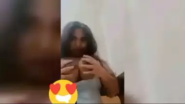 Chubby girl live video call sex fingering pussy