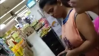 20 Year Old BIG TITS INDIAN GIRL Spied In The Mall