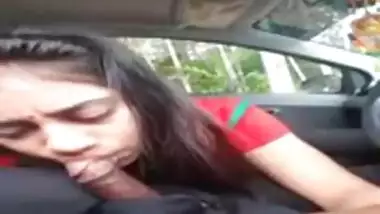 22 she love to suck cock in car very hot