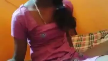 Desi GF lets her lover fuck in missionary position