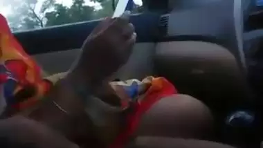 Devar fingers his Bhabhi’s pussy inside a car in Bhabhi sex